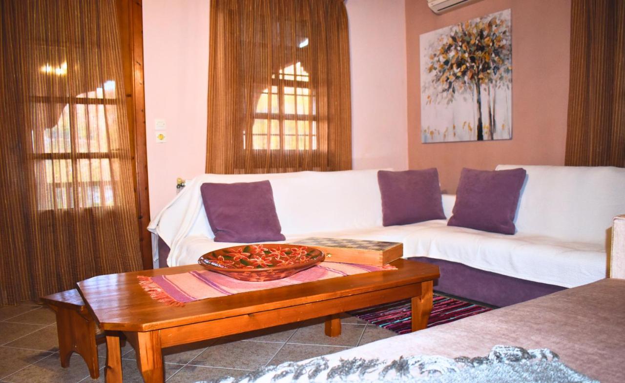 Lila'S Guest House Mikros Prinos Exterior photo